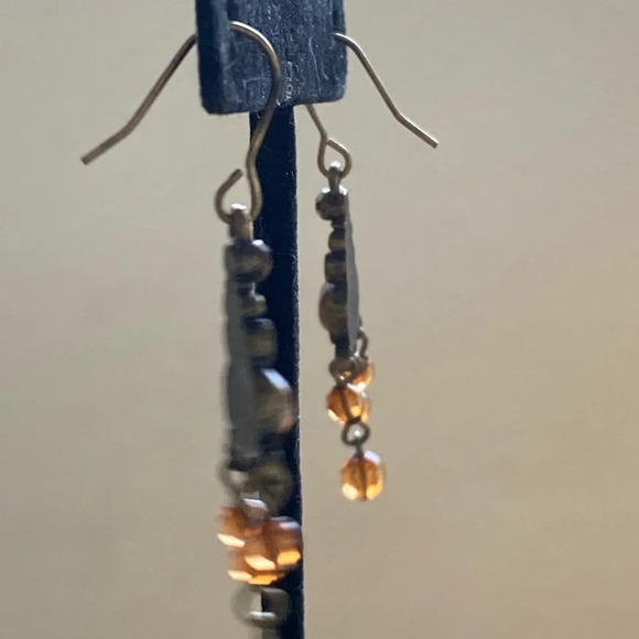 Brass and amber dangle earrings - Picture 4 of 8